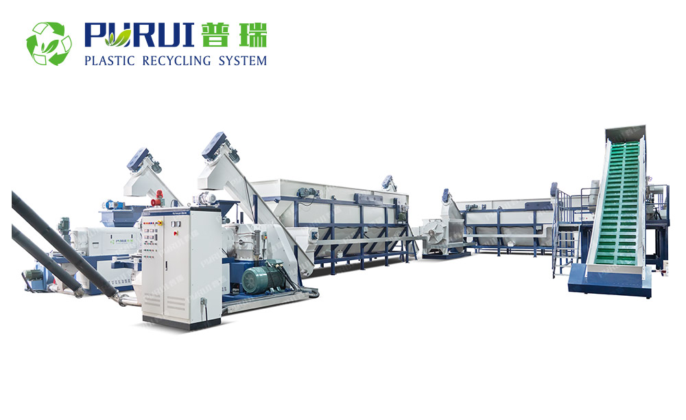 普瑞機械是專業生產PE塑料袋回收清洗線的制造廠家，用于回收PE、HDPE、LDPE塑料袋和薄膜等，全自動操作、生產效率高、清洗效果好。